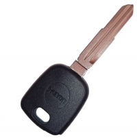 Ключ для автомобіля Кіа з місцем під чіп та лезом TOY38R